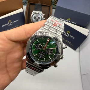 Breitling Avenger Mission 44MM Bateria