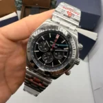 Breitling Avenger Mission 44MM Bateria