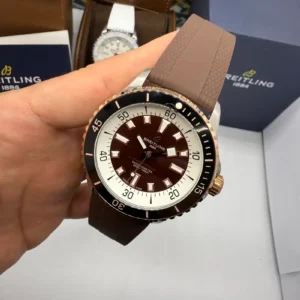Breitling Superocean Borracha 42MM Automatico