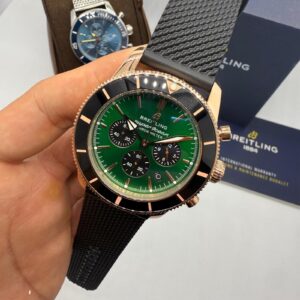 Breitling Superocean Borracha 44MM Bateria
