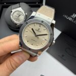 Hublot 44MM Automático Couro