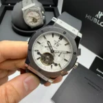 Hublot 44MM Automático Couro