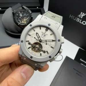 Hublot 44MM Automático Couro