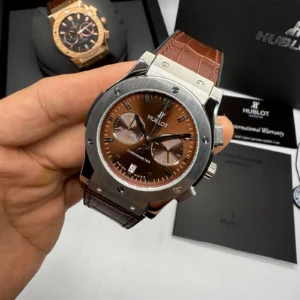 Hublot Classic Fusiona 42MM Bateria Couro