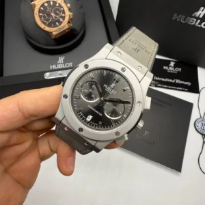 Hublot Classic Fusiona 42MM Bateria Couro