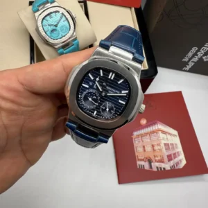 Patek Philippe Nautilus Couro 40MM Automático
