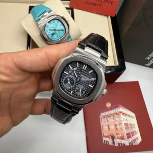 Patek Philippe Nautilus Couro 40MM Automático