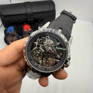 Roger Dubuis 45MM Automatico