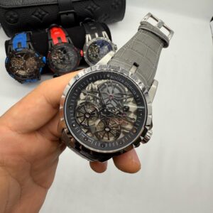 Roger Dubuis 45MM Automatico