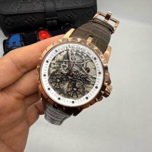 Roger Dubuis 45MM Automatico