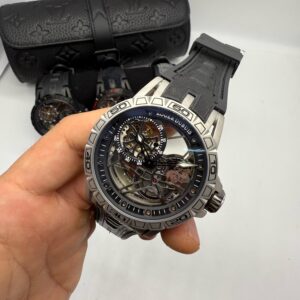 Roger Dubuis 45MM Automatico
